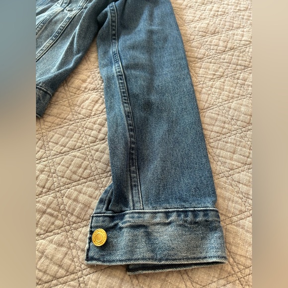 Micheal Micheal Kors 💯% cotton women’s jean jacket - Picture 5 of 8